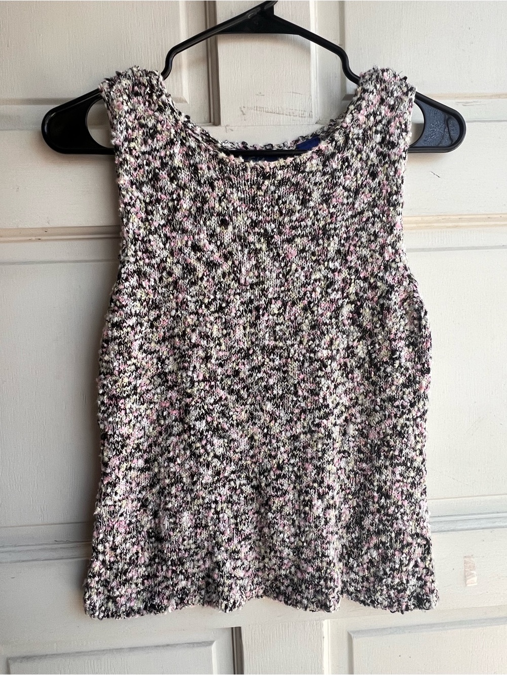 Textured Multicolor Knit Sleeveless Tank Top - Black, White & Pink